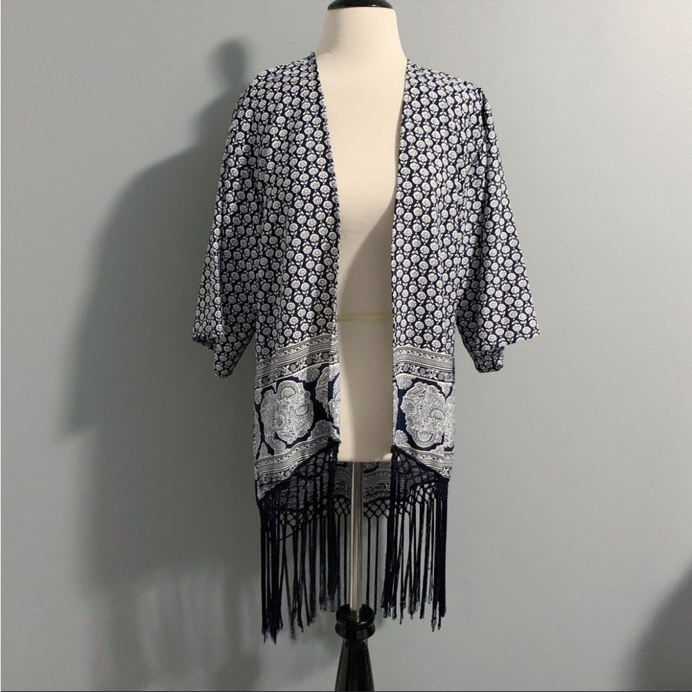 Kimono Jacket Navy and White Fringe Premise Fringe Kimono Navy Cream Floral Sz S